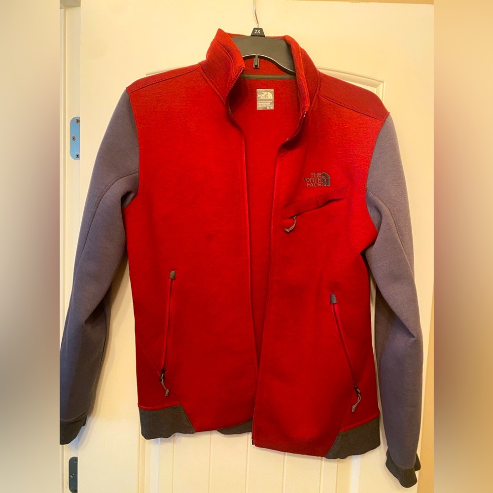 Men’s North Face Soft Shell Jacket